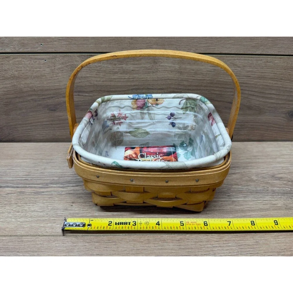 Longaberger 2000 Small Berry Basket w/ Floral Fabric & Plastic Liners